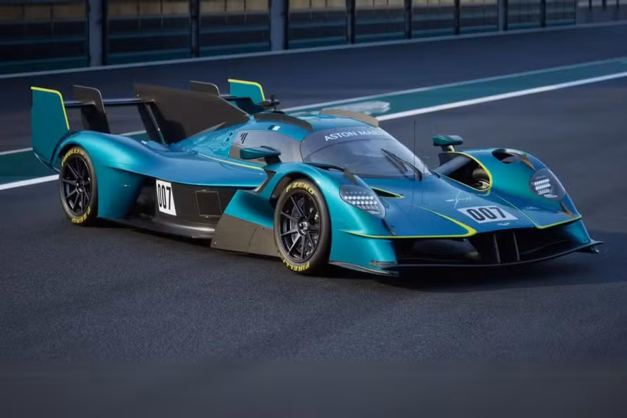 Imagem do hipercarro modelo Valhyrie LM, da marca Aston Martin.